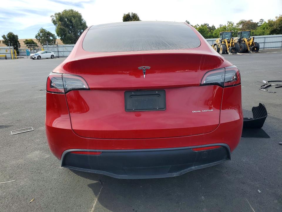 Снимка 6 от търг – 2021 TESLA MODEL Y с VIN 5YJYGDEE5MF263246