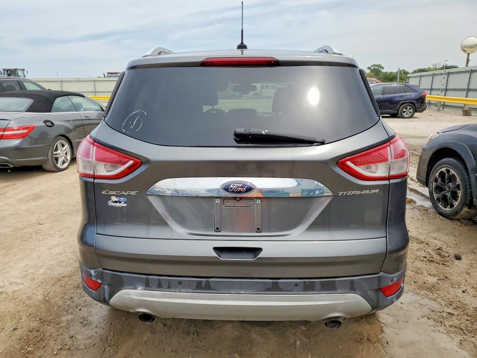 Photo 6 from auction – 2015 FORD ESCAPE with VIN 1FMCU0J90FUB48922