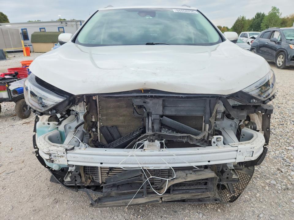 Photo 5 from auction – 2022 FORD EDGE with VIN 2FMPK4K96NBB09057