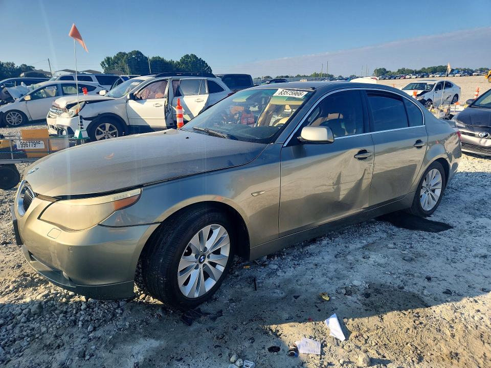 BMW 545 2004 with VIN WBANB33534B112596 - Photo from auction