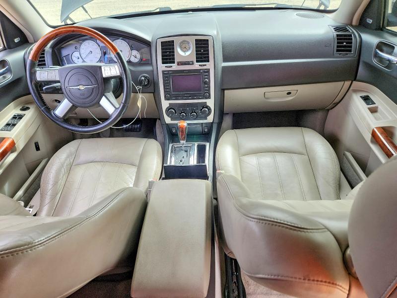 Photo 8 from auction – 2006 CHRYSLER 300C with VIN 2C3LA63HX6H134926