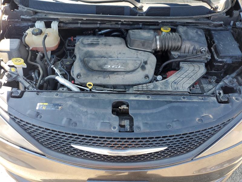 Photo 12 from auction – 2018 CHRYSLER PACIFICA with VIN 2C4RC1AG2JR139537