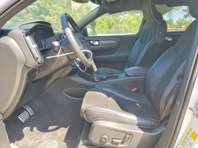 Photo 7 from auction – 2022 VOLVO XC40 with VIN YV4162UM2N2644717