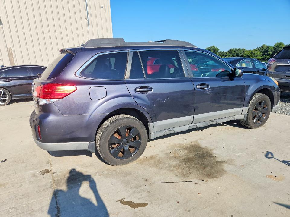 Photo 3 from auction – 2011 SUBARU OUTBACK with VIN 4S4BRDJC7B2359850