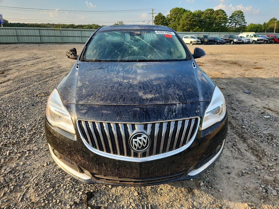 Снимка 5 от търг – 2017 BUICK REGAL с VIN 2G4GL5EX0H9162619