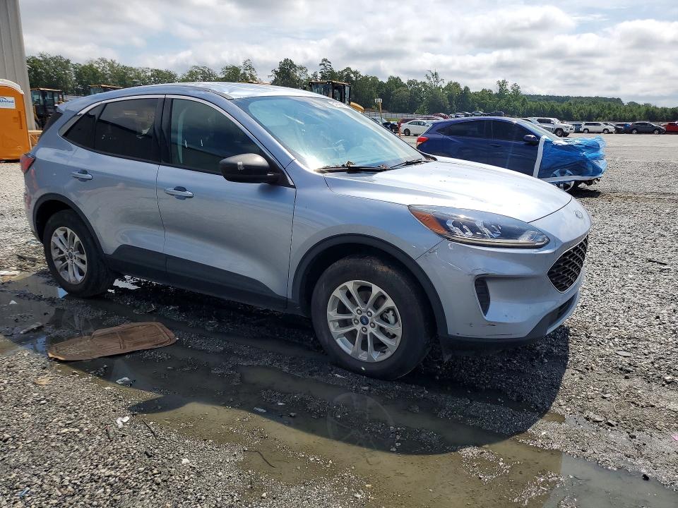 Photo 4 from auction – 2022 FORD ESCAPE with VIN 1FMCU9G66NUB97042