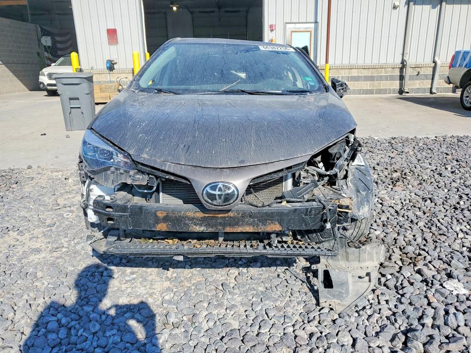 Photo 5 from auction – 2017 TOYOTA COROLLA with VIN 2T1BURHE2HC863109