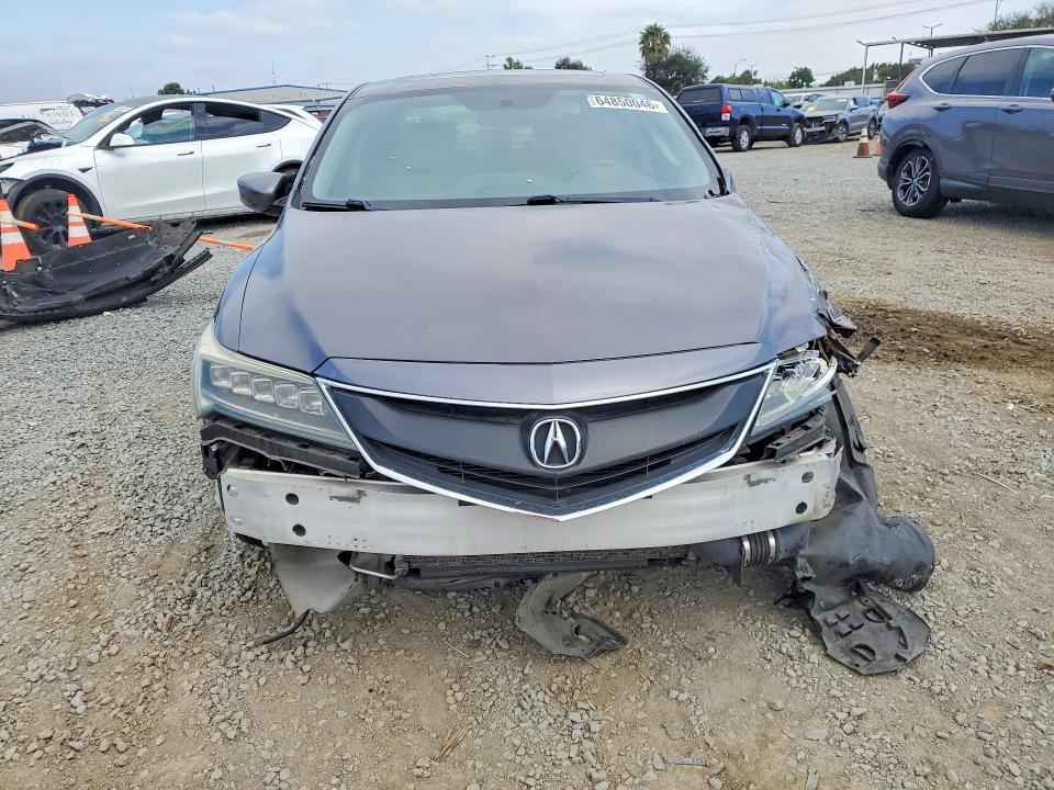 Foto 5 de la subasta – 2017 ACURA ILX con VIN 19UDE2F74HA001940