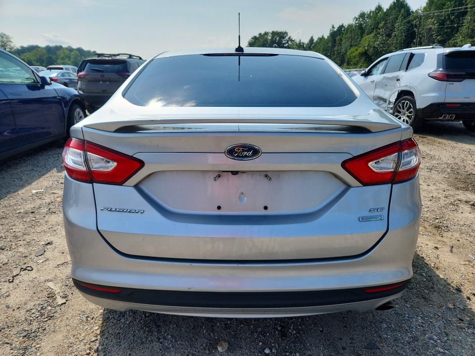 Photo 6 from auction – 2016 FORD FUSION with VIN 3FA6P0HD3GR390279