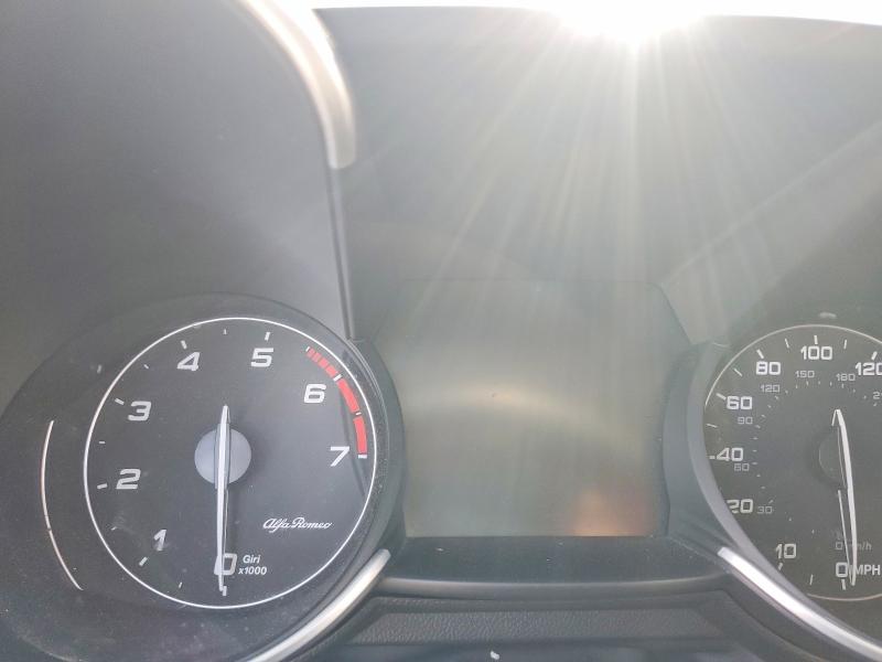 Foto 9 de la subasta – 2018 ALFA ROMEO GIULIA con VIN ZARFAEBN6J7566840