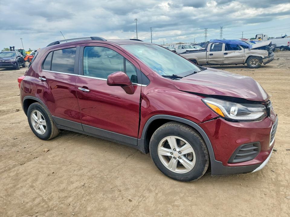 Photo 4 from auction – 2017 CHEVROLET TRAX with VIN 3GNCJLSBXHL275908