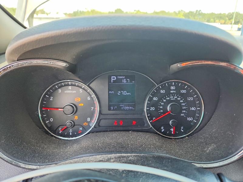 Photo 9 from auction – 2017 KIA FORTE with VIN 3KPFK4A74HE111810