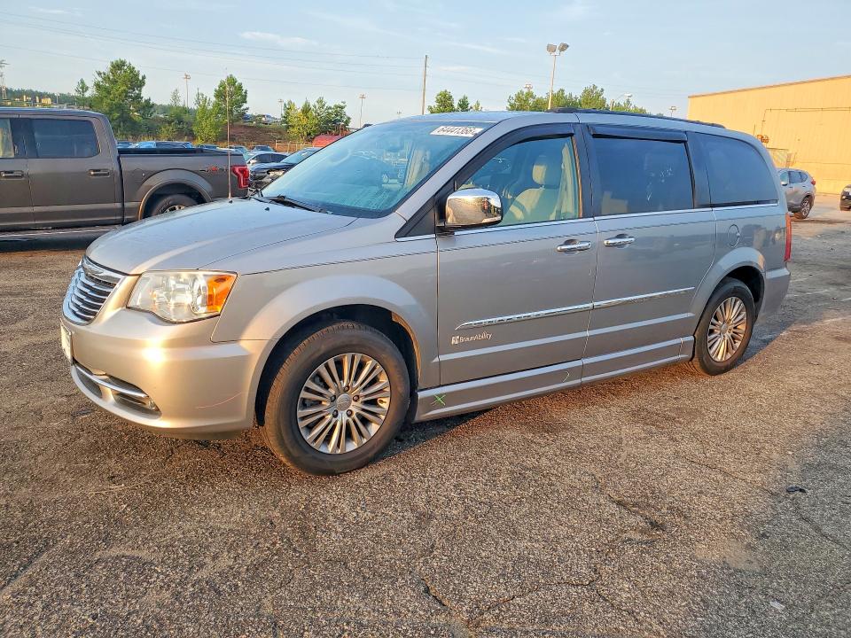 2015 CHRYSLER TOWN & COUNTRY - Търг №64441366