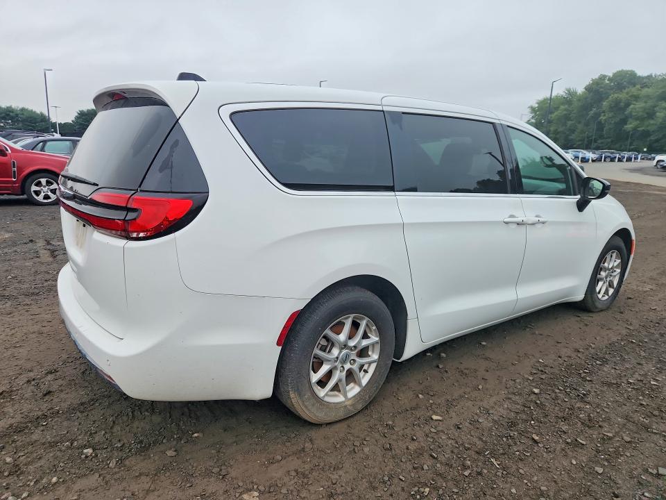 Photo 3 from auction – 2025 CHRYSLER PACIFICA with VIN 2C4RC1BGXSR520861