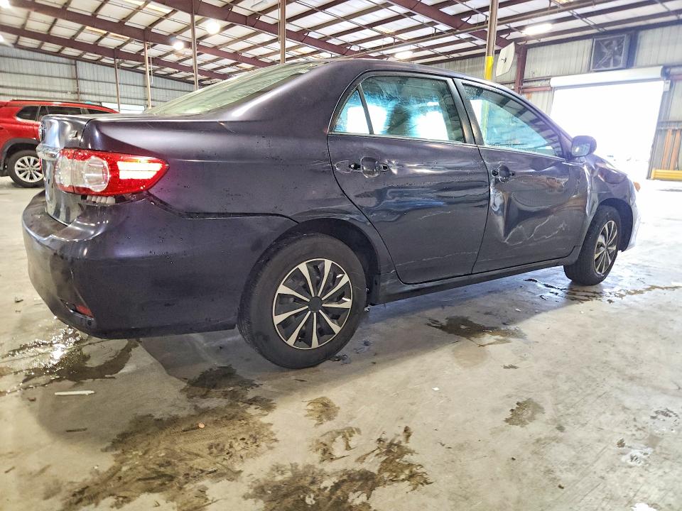 Photo 3 from auction – 2011 TOYOTA COROLLA with VIN 2T1BU4EE3BC719535