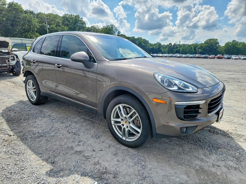 Photo 4 from auction – 2015 PORSCHE CAYENNE with VIN WP1AF2A25FLA31488