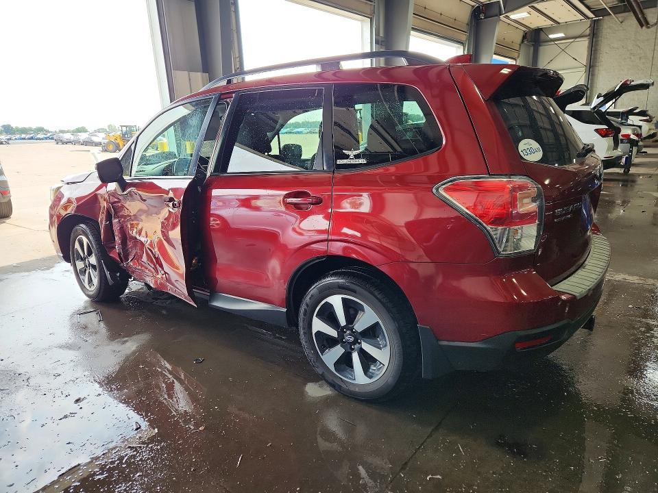 Photo 2 from auction – 2018 SUBARU FORESTER with VIN JF2SJAEC9JH450667
