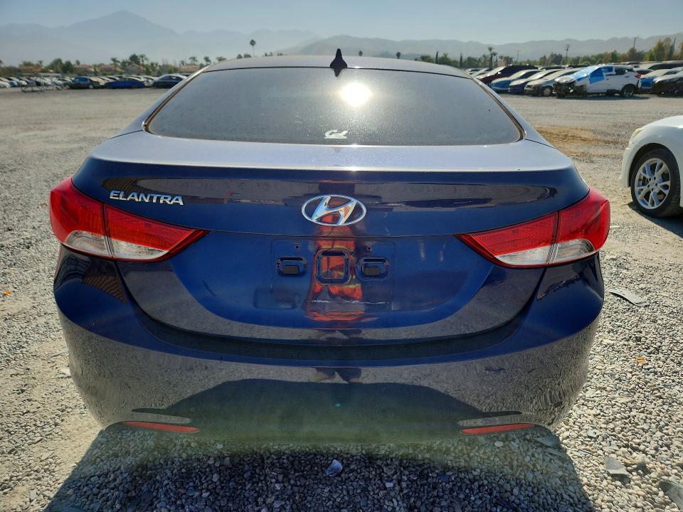 صورة رقم 6 من المزاد - 2012 HYUNDAI ELANTRA مع VIN 5NPDH4AE2CH145804