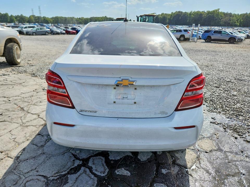 Photo 6 from auction – 2017 CHEVROLET SONIC with VIN 1G1JB5SH5H4101417