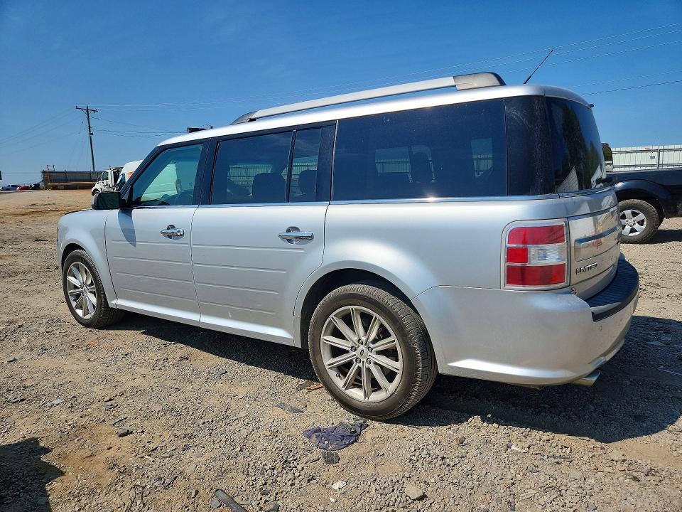 Photo 2 from auction – 2016 FORD FLEX with VIN 2FMHK6D89GBA01412