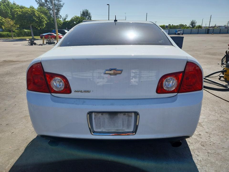 Photo 6 from auction – 2011 CHEVROLET MALIBU with VIN 1G1ZD5E79BF282372