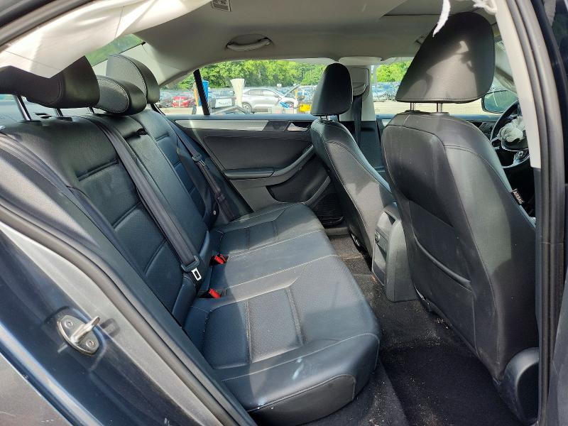 Photo 10 from auction – 2017 VOLKSWAGEN JETTA with VIN 3VWDB7AJ0HM315818