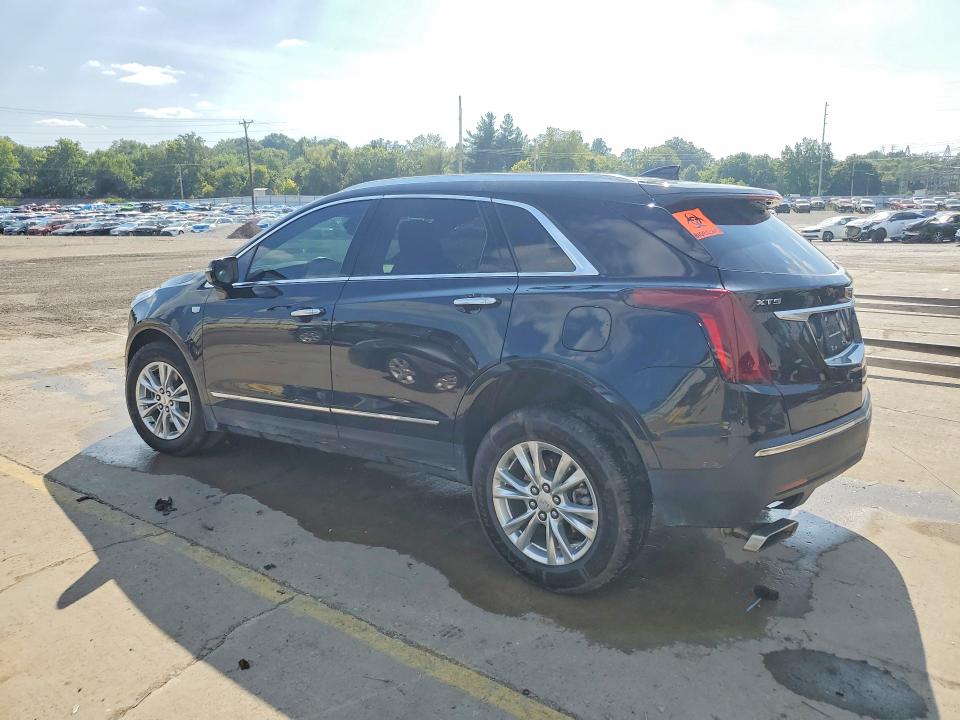 Photo 2 from auction – 2023 CADILLAC XT5 with VIN 1GYKNAR47PZ147602