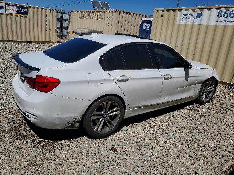 Photo 3 from auction – 2016 BMW 328 with VIN WBA8E3G54GNU02699