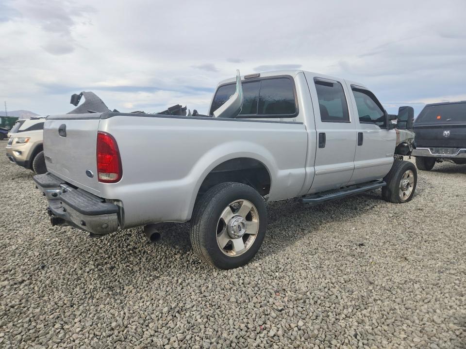 Photo 3 from auction – 2006 FORD F350 with VIN 1FTWW31P96EC48829