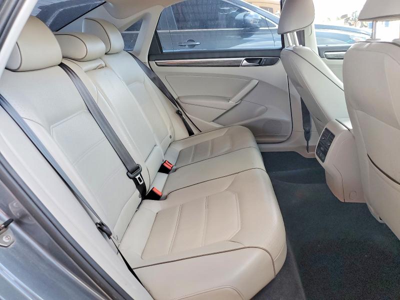 Photo 10 from auction – 2016 VOLKSWAGEN PASSAT with VIN 1VWBT7A33GC045277