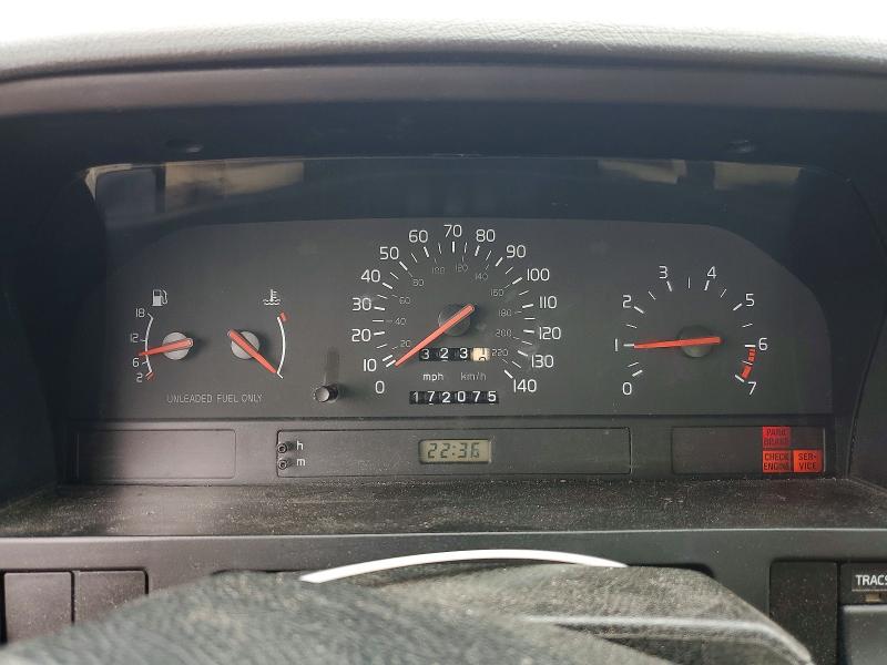 Photo 9 from auction – 1994 VOLVO 850 with VIN YV1LS5527R2126219