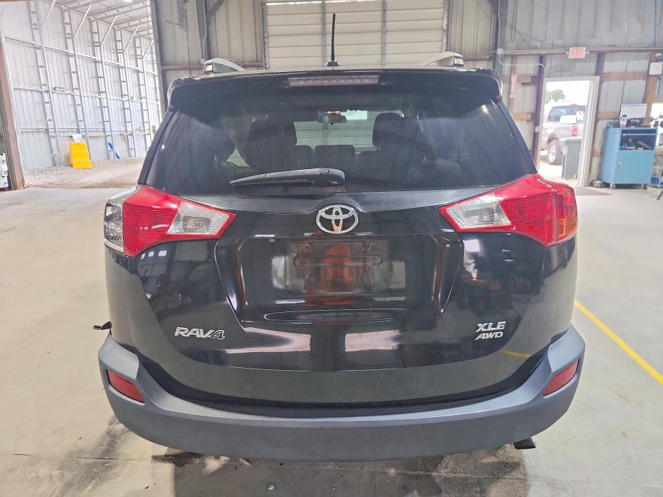 Photo 6 from auction – 2013 TOYOTA RAV4 with VIN 2T3RFREV6DW033441