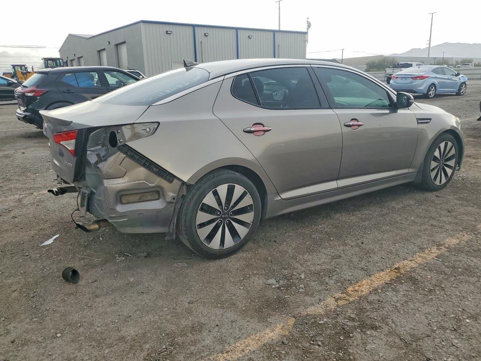 Photo 3 from auction – 2013 KIA OPTIMA with VIN 5XXGR4A63DG110155
