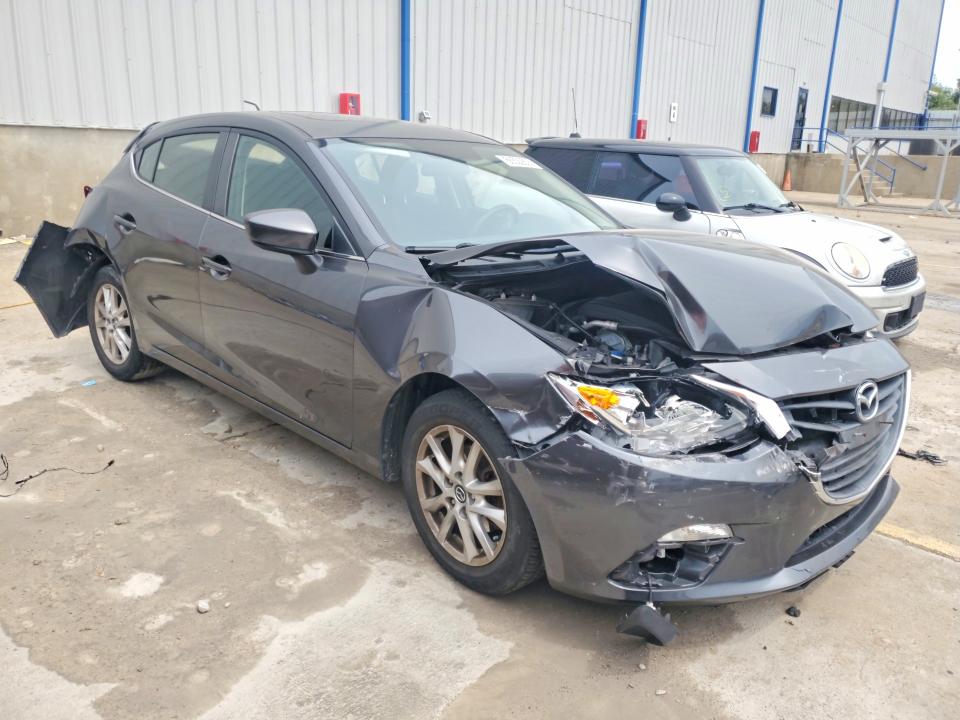 Photo 4 from auction – 2014 MAZDA 3 with VIN JM1BM1L74E1126892