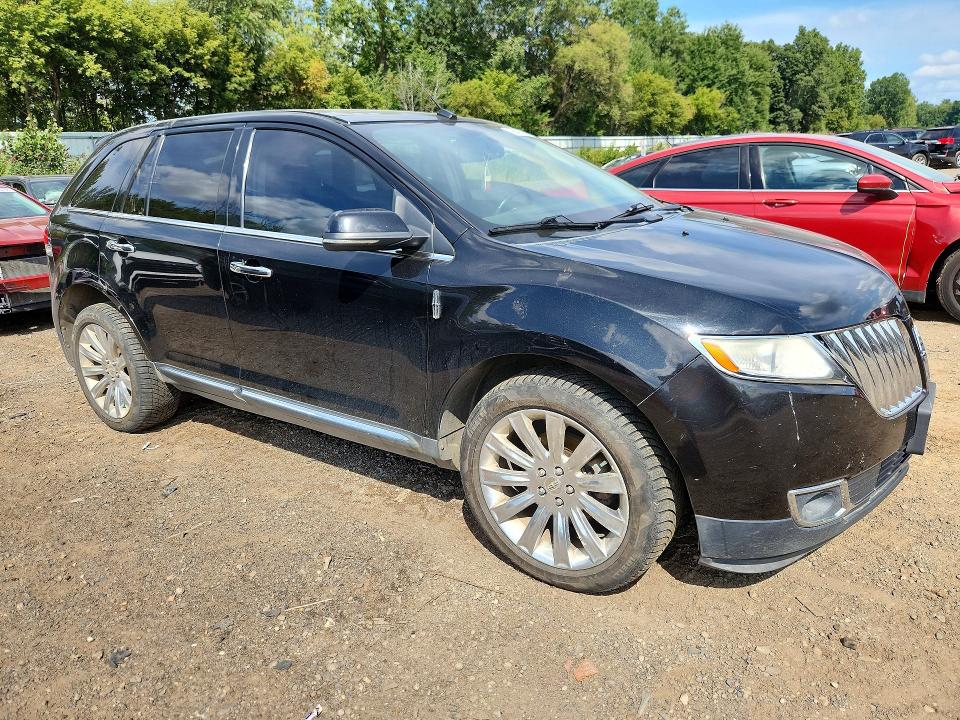 Photo 4 from auction – 2013 LINCOLN MKX with VIN 2LMDJ8JK8DBL10642