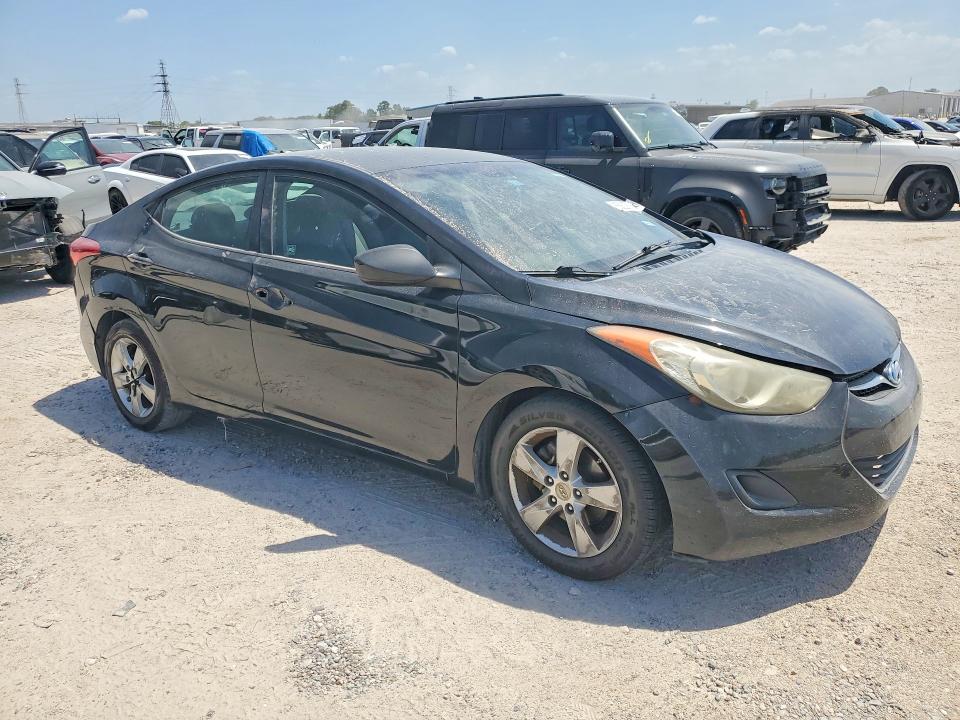 Photo 4 from auction – 2011 HYUNDAI ELANTRA with VIN 5NPDH4AE9BH022368