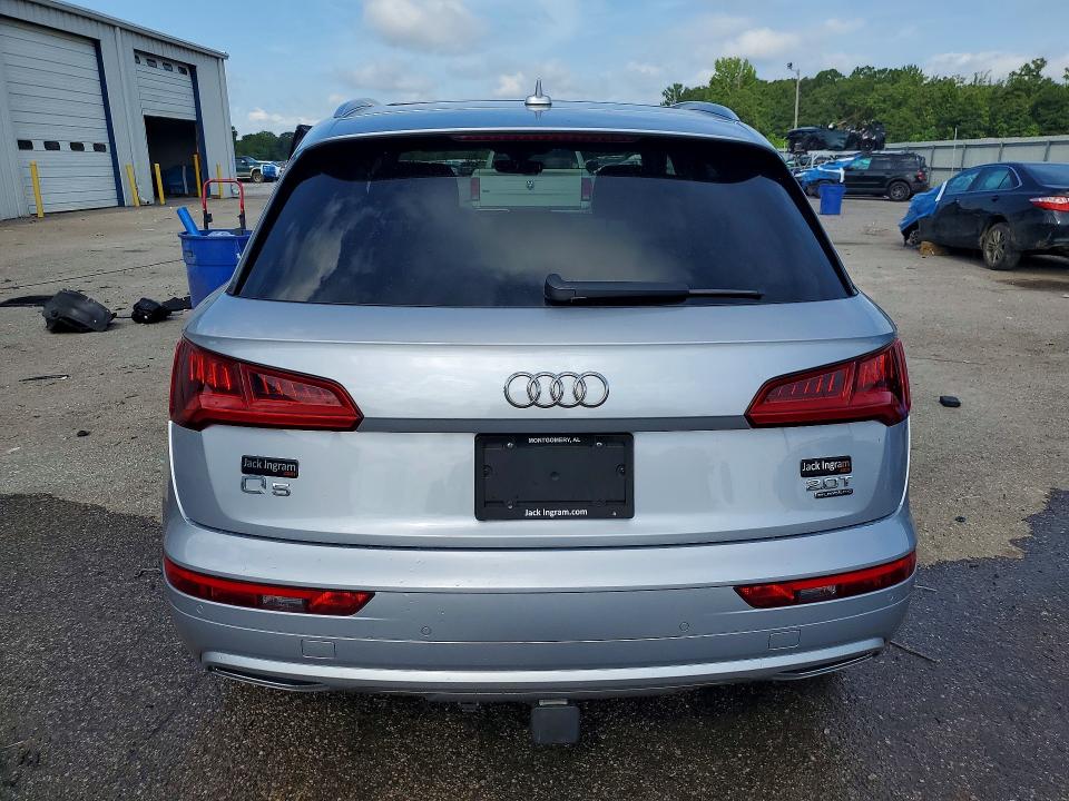 Снимка 6 от търг – 2018 AUDI Q5 с VIN WA1BNAFY0J2134892
