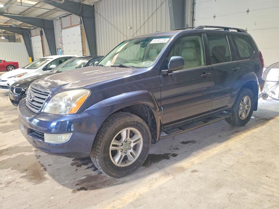 LEXUS GX 2003 with VIN JTJBT20XX30011632 - Photo from auction