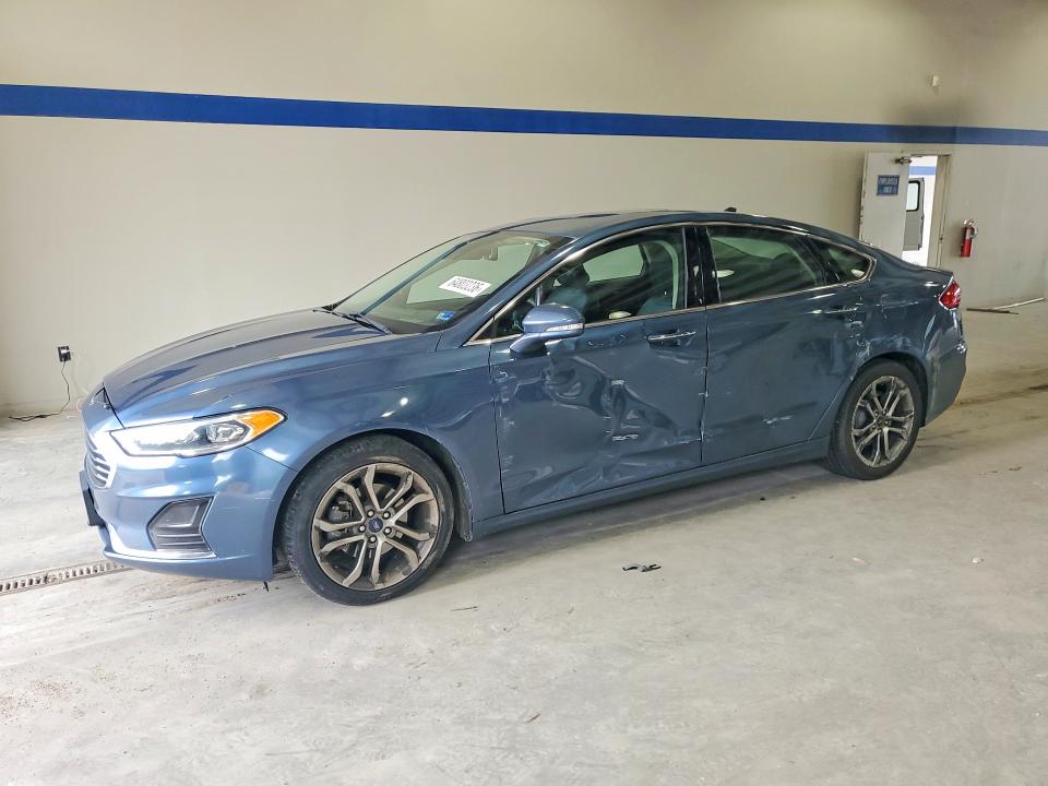 FORD FUSION 2019 with VIN 3FA6P0CD9KR233842 - Photo from auction