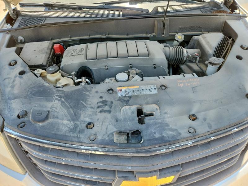 Photo 12 from auction – 2015 CHEVROLET TRAVERSE with VIN 1GNKRJKD4FJ325748
