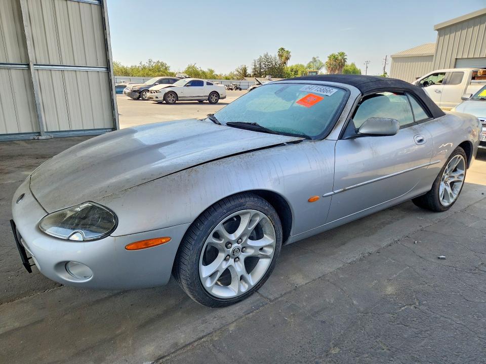 Фото 1 с аукциона – 2003 JAGUAR XK8 с VIN SAJDA42C332A36579