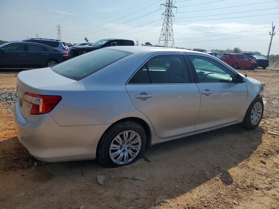 Photo 3 from auction – 2013 TOYOTA CAMRY with VIN 4T4BF1FK2DR332933