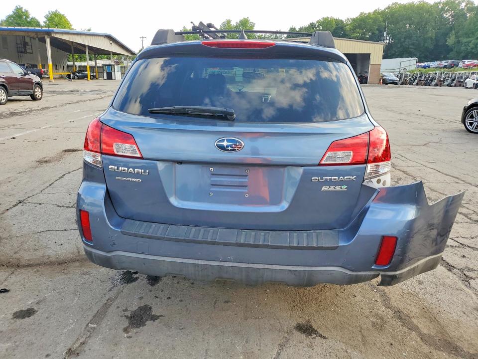 Photo 6 from auction – 2014 SUBARU OUTBACK with VIN 4S4BRBMC4E3201058