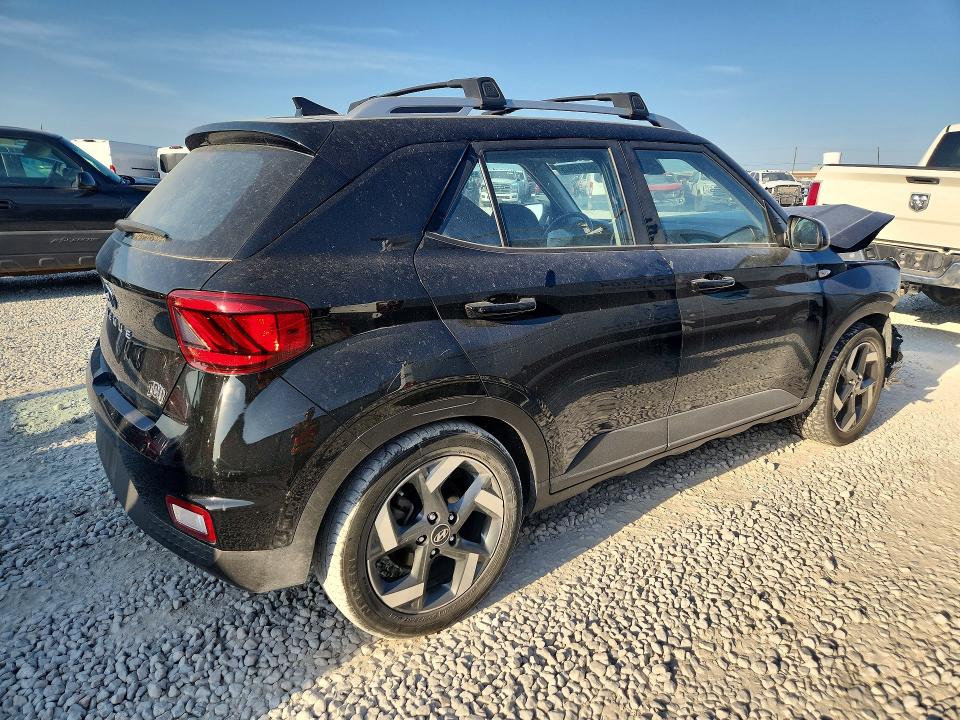 Photo 3 from auction – 2022 HYUNDAI VENUE with VIN KMHRC8A31NU190098