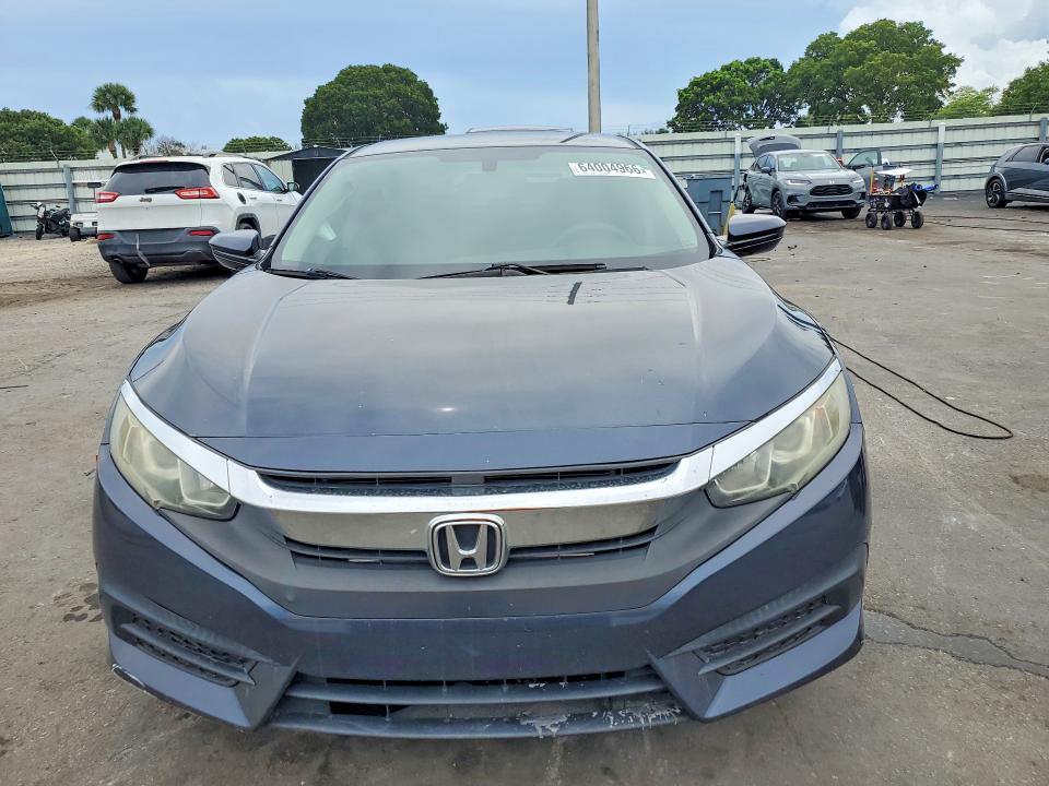 Photo 5 from auction – 2016 HONDA CIVIC with VIN 19XFC2F5XGE050616