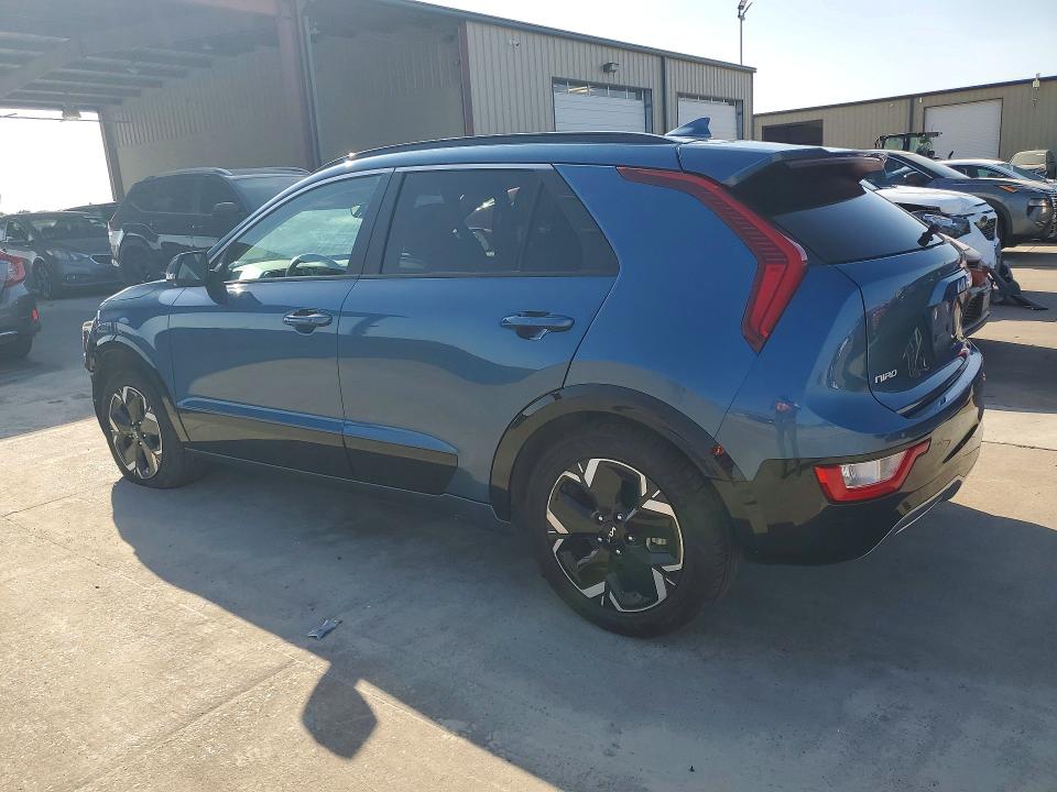 Photo 2 from auction – 2023 KIA NIRO with VIN KNDCR3L12P5046239