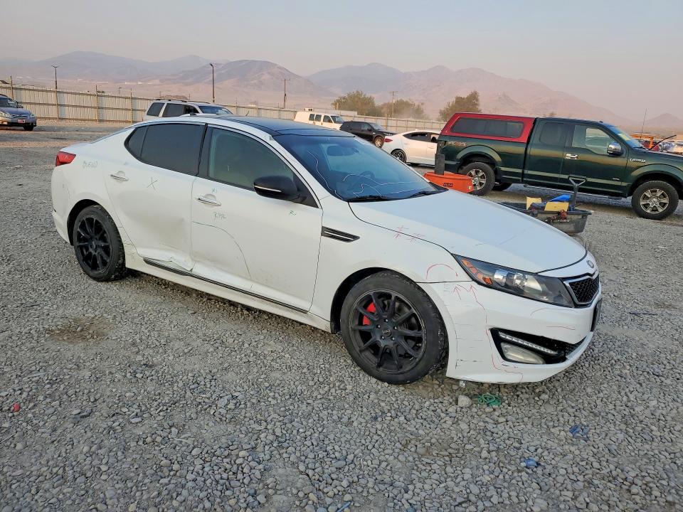 Photo 4 from auction – 2013 KIA OPTIMA with VIN 5XXGR4A66DG206586