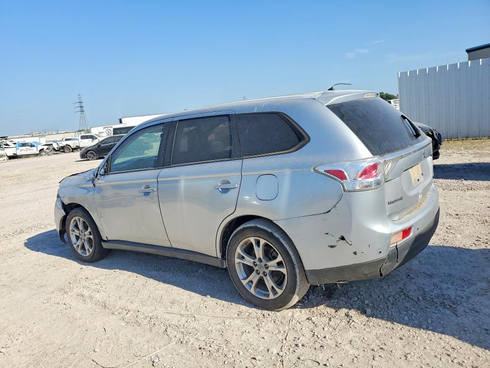 Photo 2 from auction – 2014 MITSUBISHI OUTLANDER with VIN JA4AD3A34EZ007789