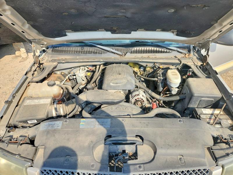 Photo 11 from auction – 2004 CHEVROLET SILVERADO 1500 with VIN 2GCEC19V841168075