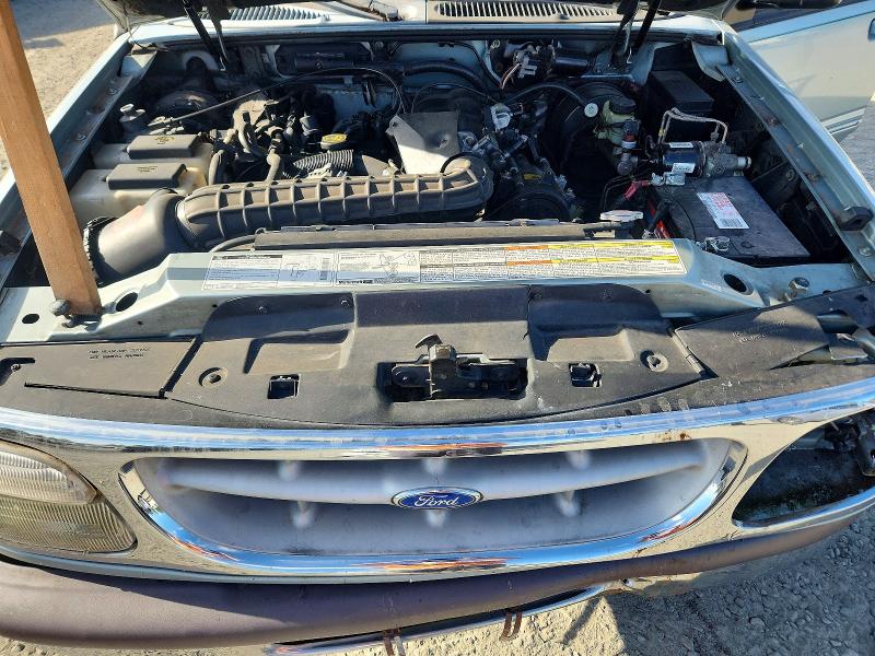 Zdjęcie 12 z aukcji – 1996 FORD EXPLORER z VIN 1FMDU34X0TZA43392